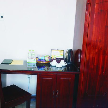 Hong Phuc Hotel Куи Нхон Екстериор снимка