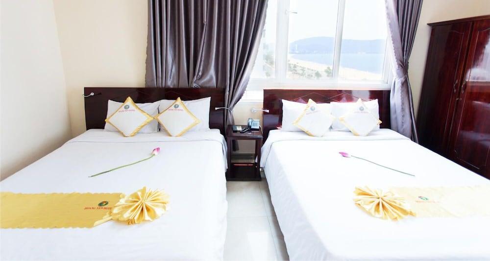 Hong Phuc Hotel Куи Нхон Екстериор снимка